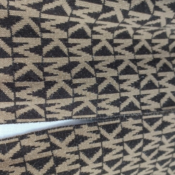 Michael Kors Scarf - Picture 5 of 6